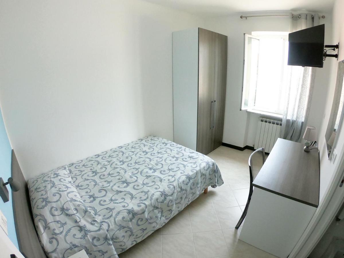 Hotel Aurora Варацце Экстерьер фото